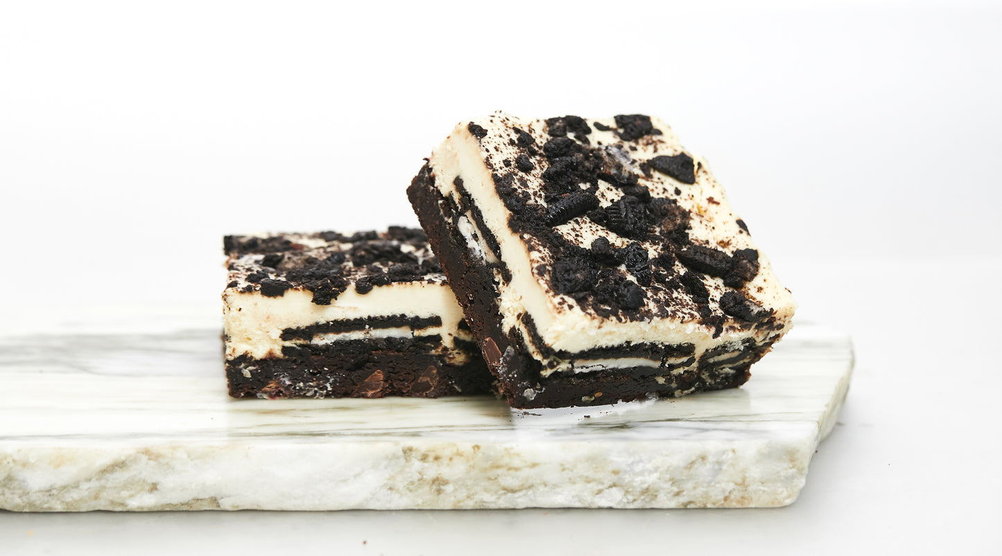 Oreo Cheesecake Brownie Bar