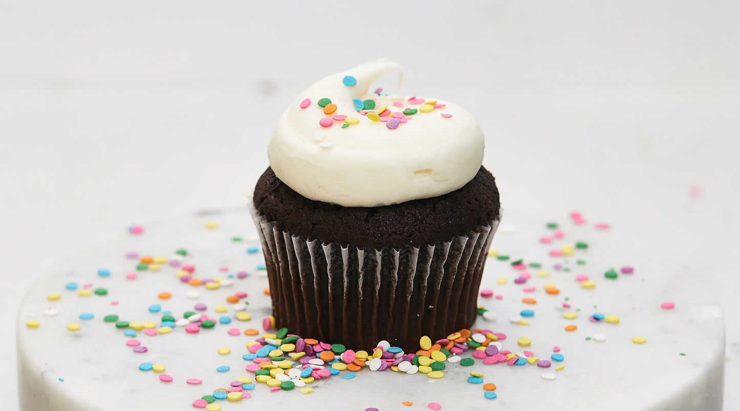 Vanilla on Chocolate Cupcake