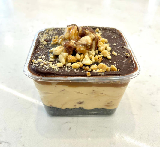 Snickers Cheesecake cup