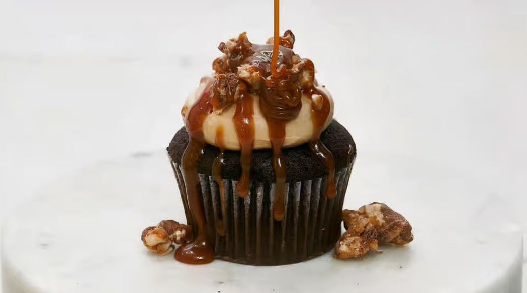 Snickers Bar Cupcake